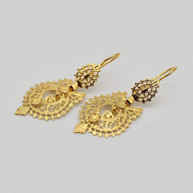 Brincos À Rainha I Gold-plated Silver Filigree Earrings - 1.4''