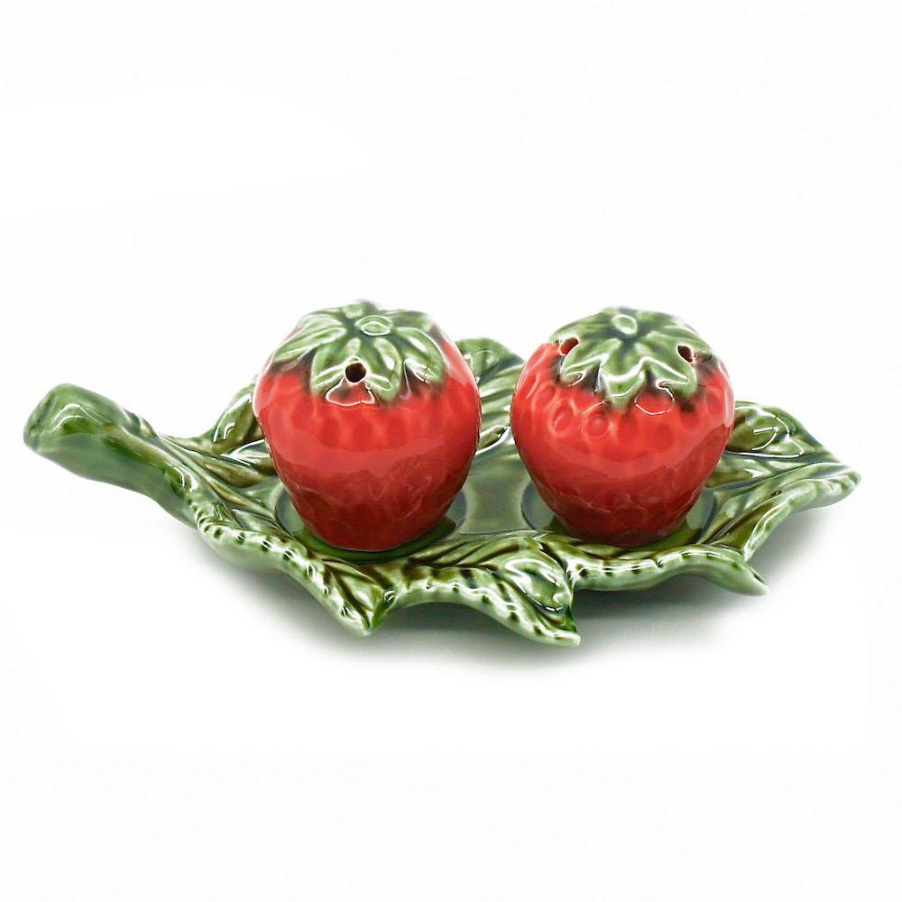 Strawberry-shaped Ceramic salt-and-pepper Shaker